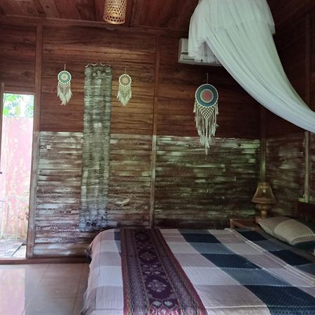 Nusa Penida Pudak Nature Bungalow Ped Exteriör bild