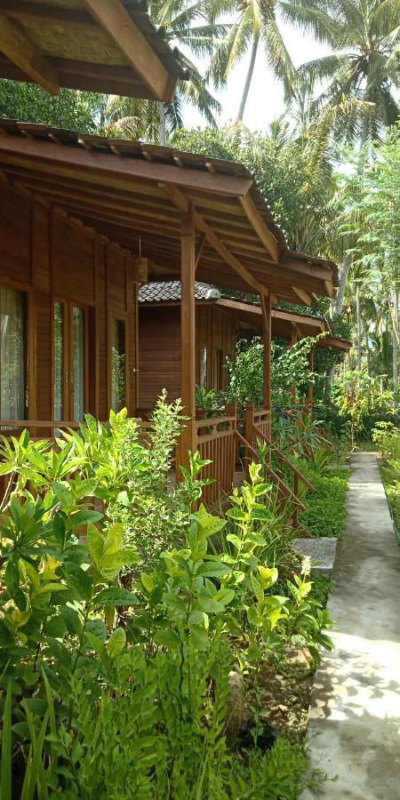 Nusa Penida Pudak Nature Bungalow Ped Exteriör bild
